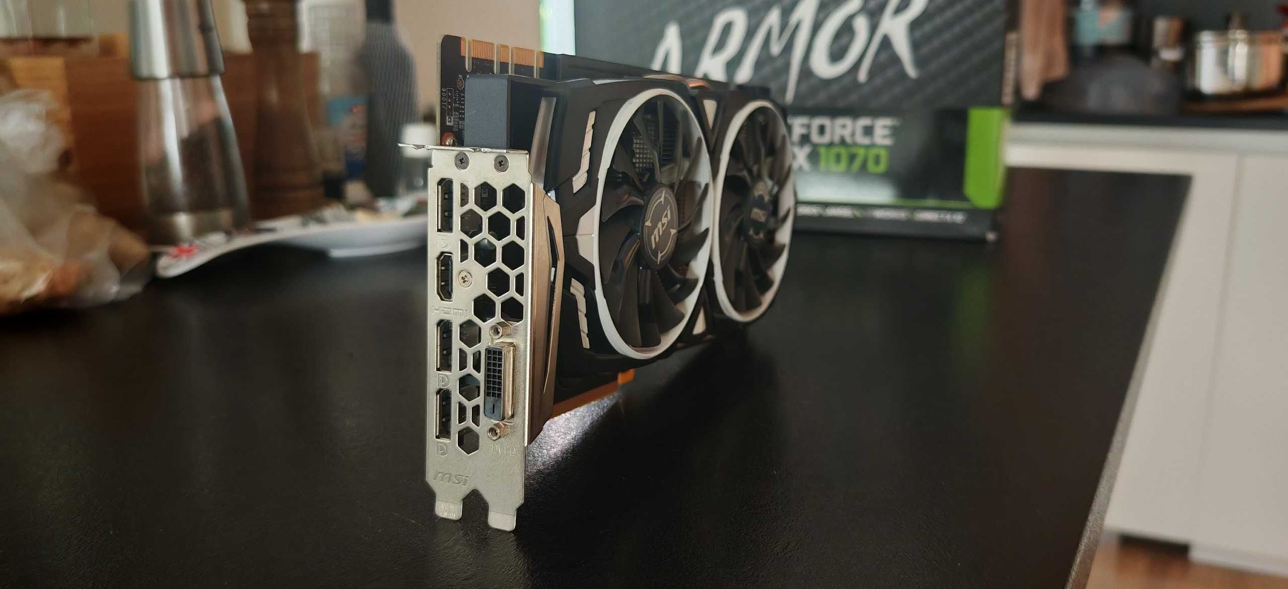 Продавам Видео Карти MSI GamingX/Armor GTX 1070 8GB GDDR6 256bit OC