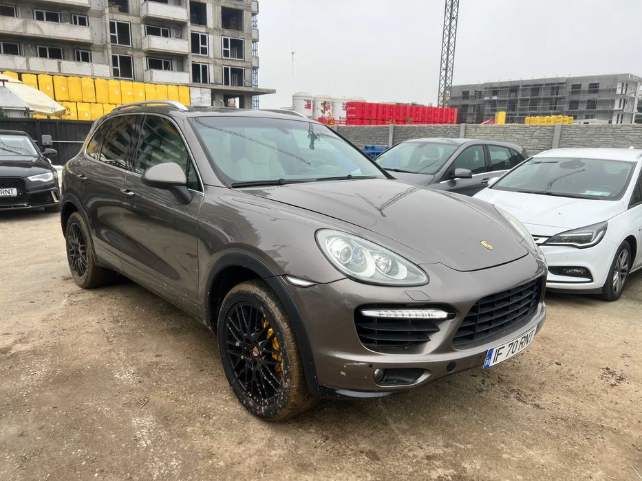 Porsche Cayenne benzina