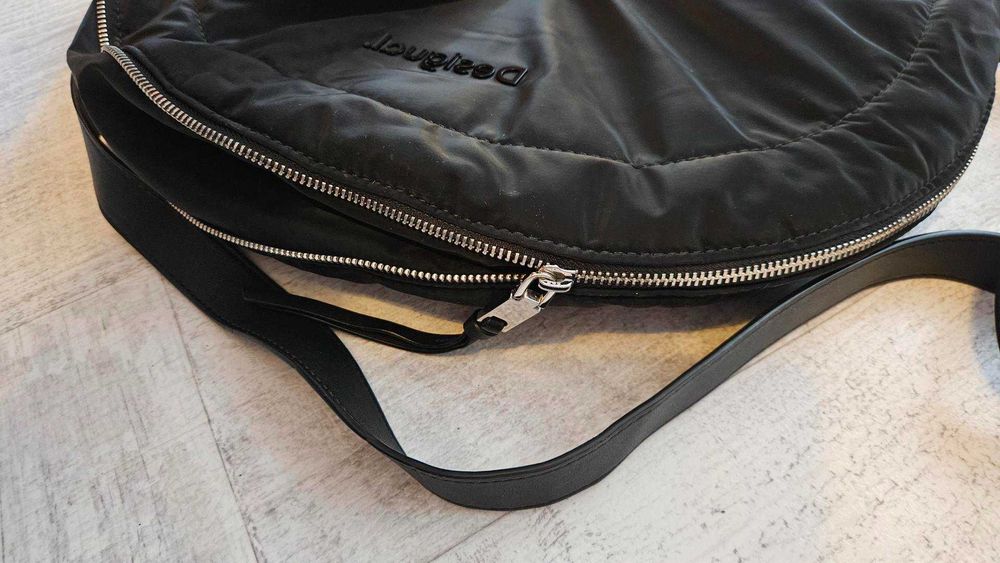 Geantă Desigual crossbody, marime reglabila