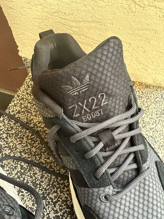 Дамски обувки adidas