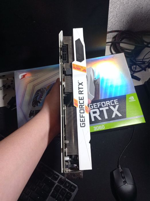 Rtx 3060 12gb igame ultra oc.