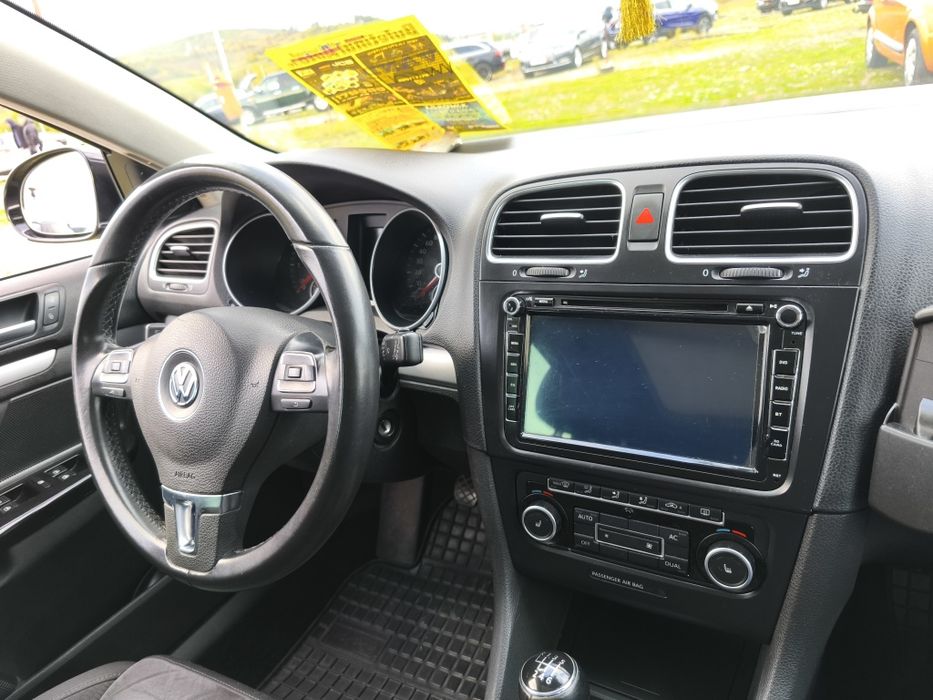 VW GOLF 6 Negru metalic  cu panoramă