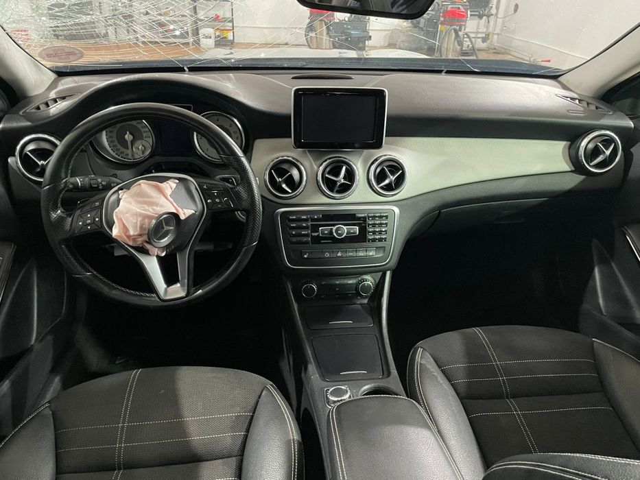 Mercedes GLA 2.2cdi. Fab 2014. Avariat. Lovit. Înmatriculat