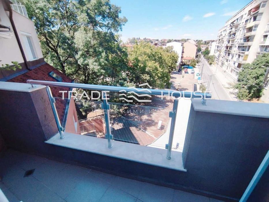 Дава се под наем Едностаен апартамент в Пловдив, Център - 40 кв.м за 400 € - Снимка #6