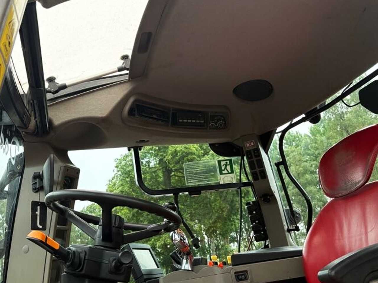 Колесный трактор Case IH Cvx 185 Puma