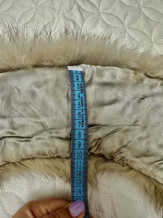 Guler din blana naturala de vulpe