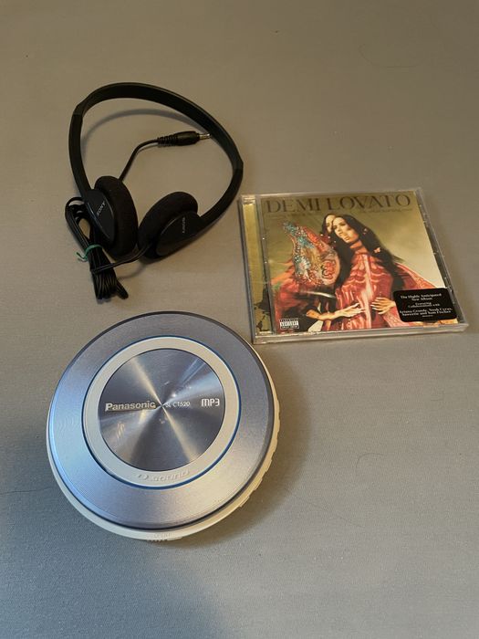 Cd MP3 Player PANASONIC SL-CT520 cu casti Sony
