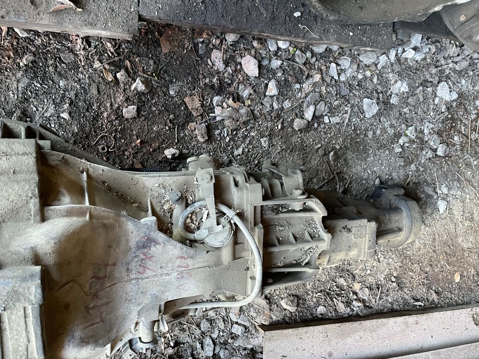 Скоростна кутия за ауди а4/audi a4 1.8 4x4