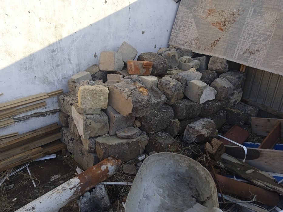 Отдам шлакоблоки бесплатно самовывоз