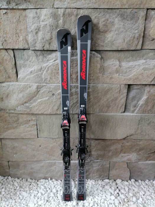 Schiuri ski Nordica Dobermann Spitfire Pro 70 sh 165,175 cm