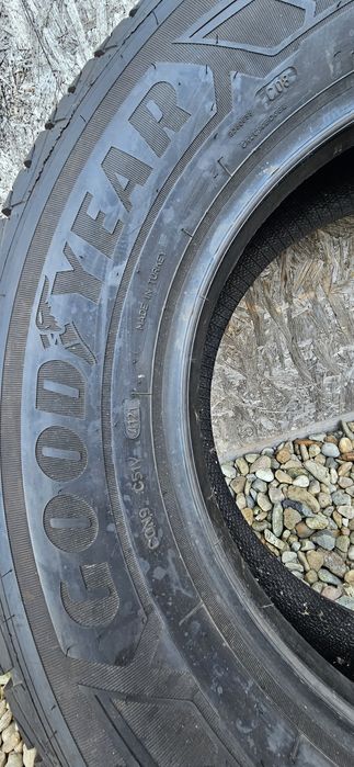 Anvelopa M+S Fulda 215/75 R16C 113/111 Goodyear 225/75 R16C 121/120R
