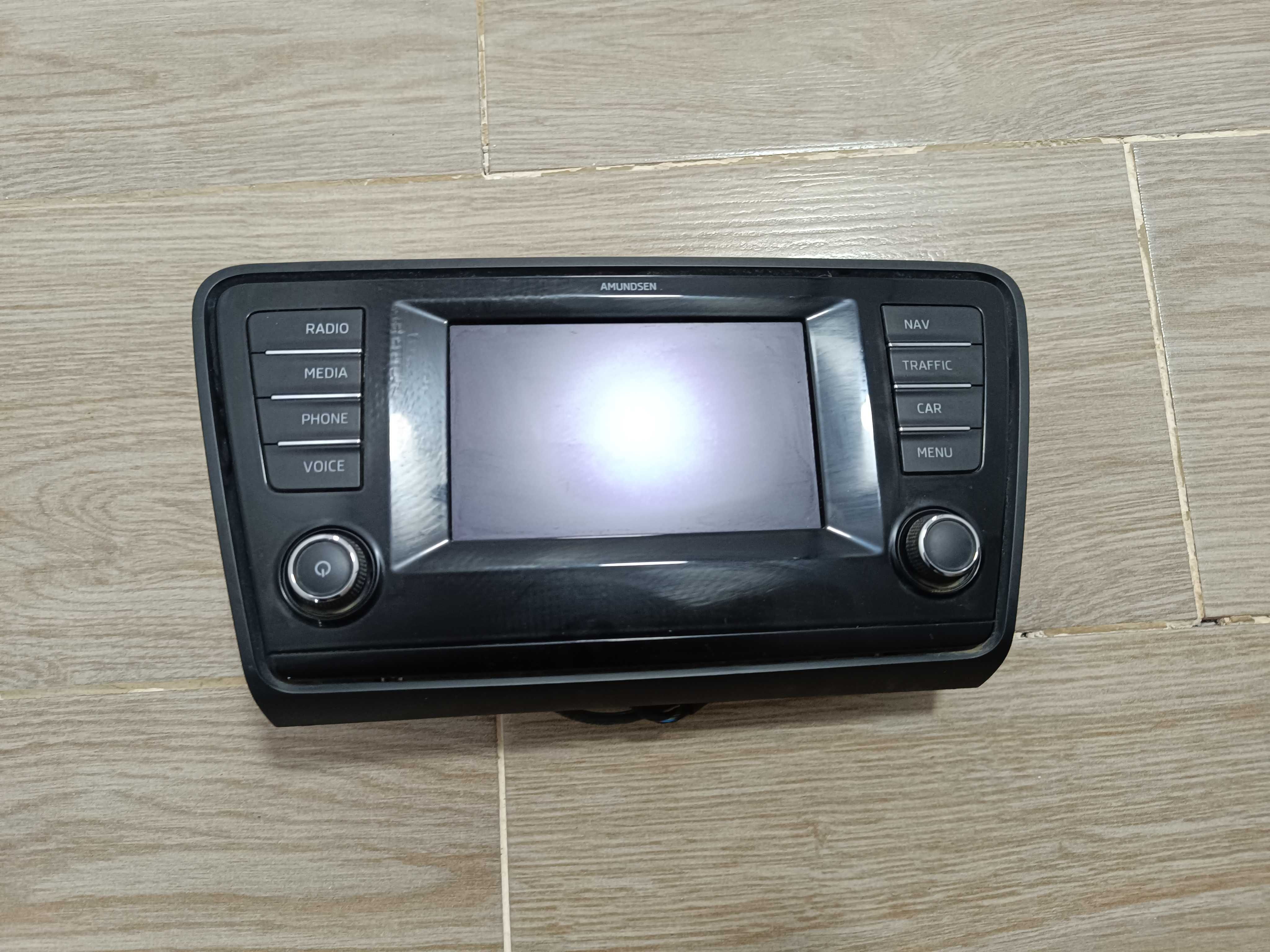 Display multimedia Skoda Octavia 3 Superb 3 navigatie model dupa 2013