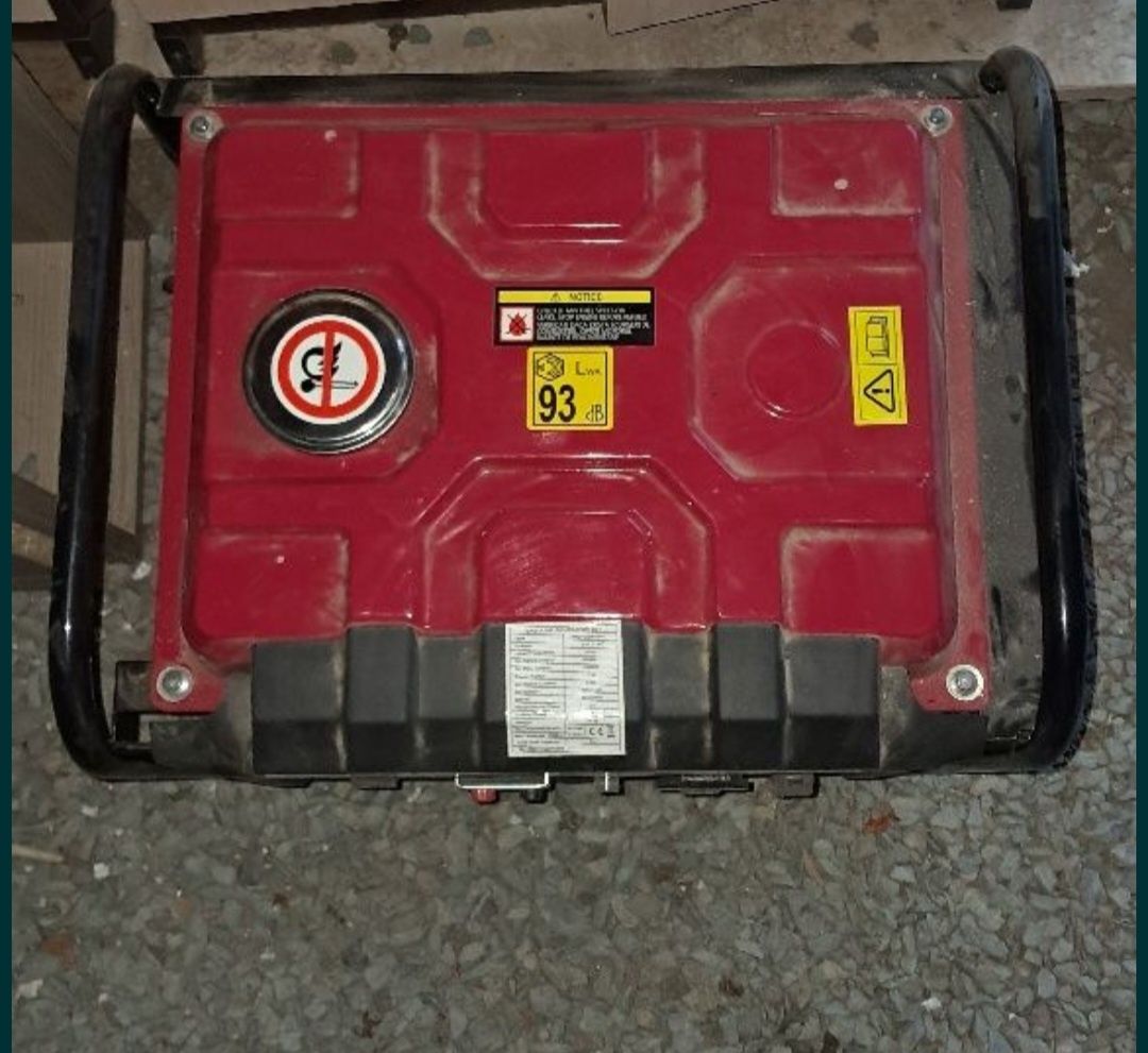 Generator curent