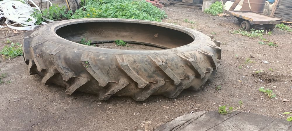 Продам узкие баллоны 9-5-42 мтз междурядья, опрыскиватель