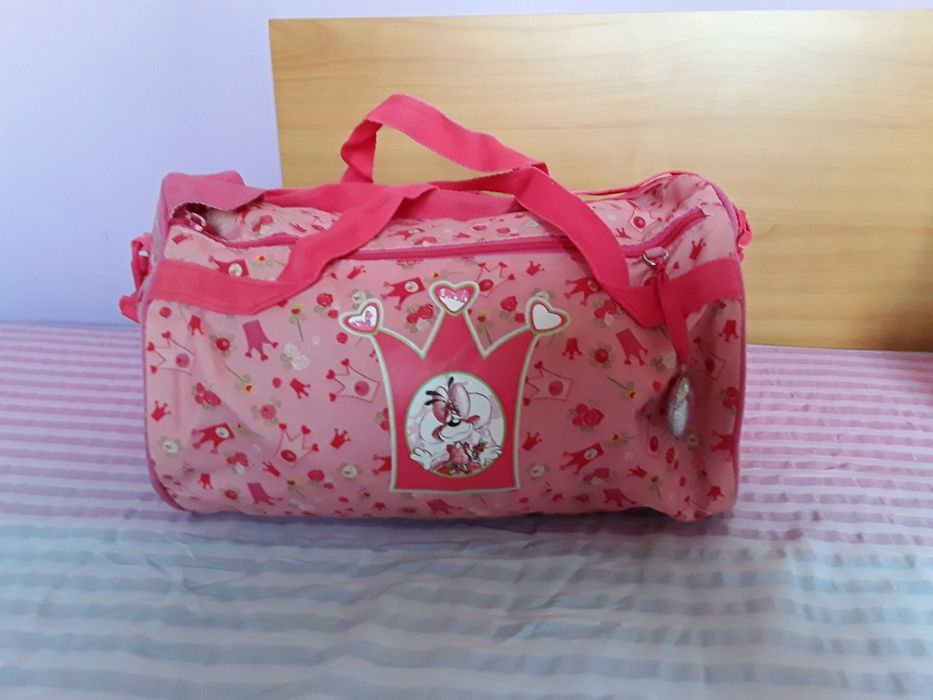 Vând Geantă Călătoriei  de Copii Nouă