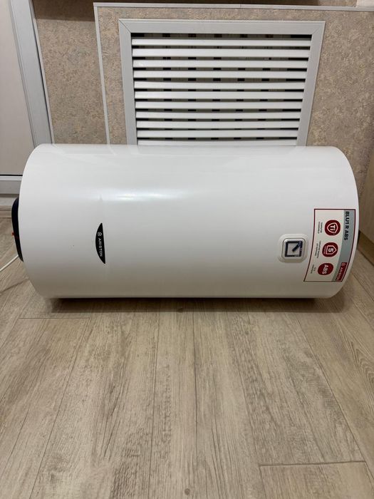 Продам Аристон рабочий