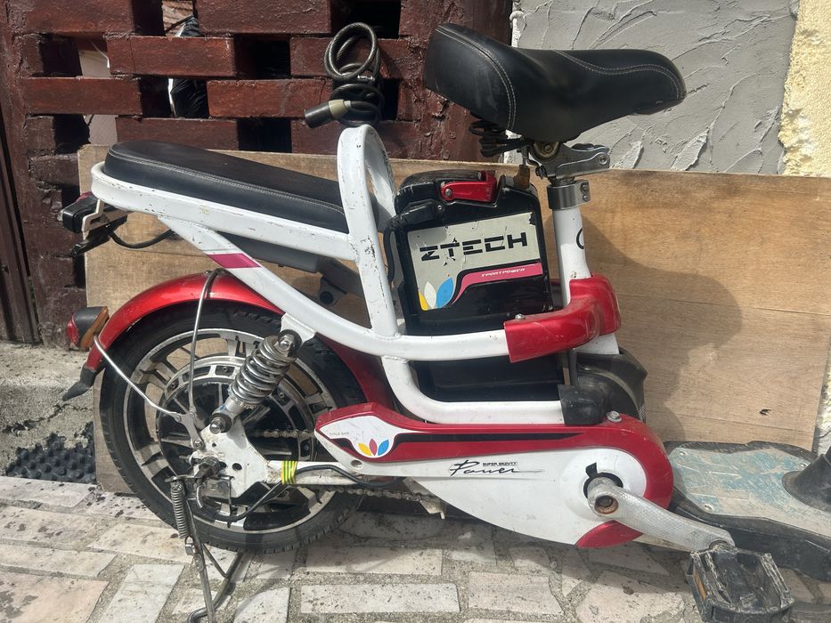 Scuter (bicicleta)electric