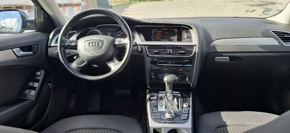 AUDI A4 2015 Xenon Led klima încălzire Navigatie Haion electric