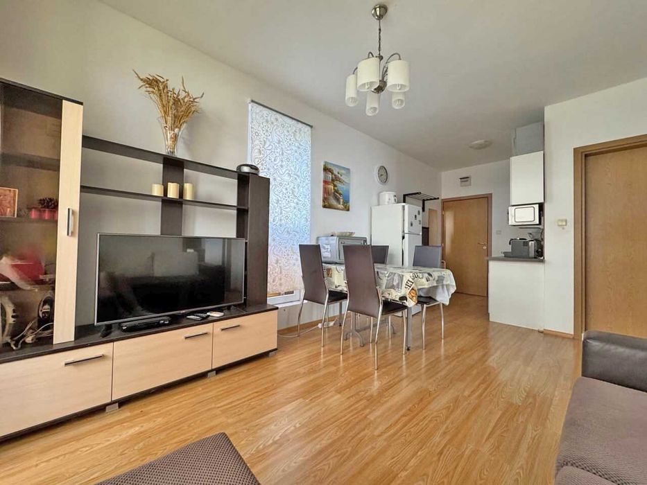 Продава се Тристаен апартамент в к.к. Слънчев бряг - 77 кв.м за 825 €/кв.м - Снимка #1