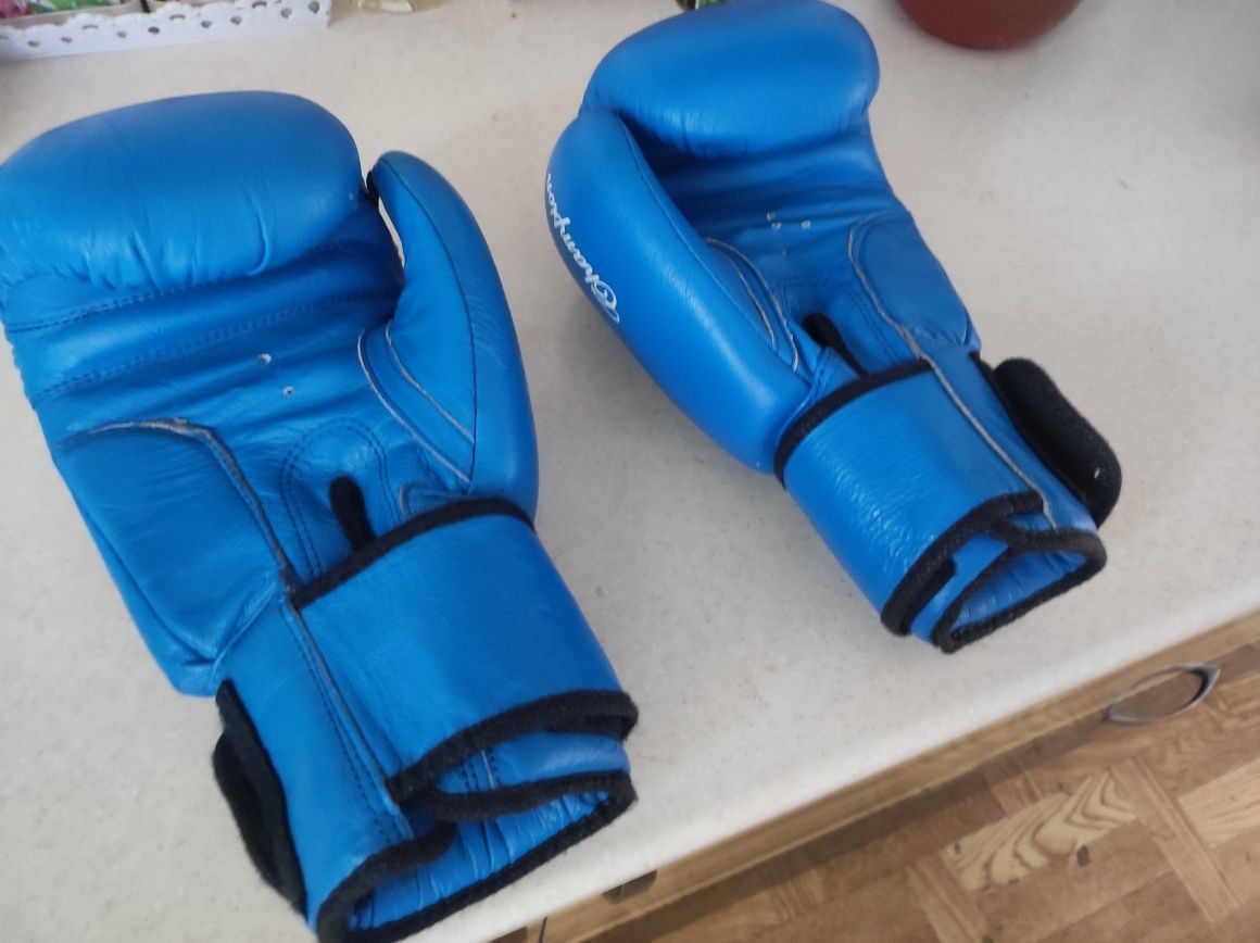 Боксерские перчатки взрослые бинты для бокса
