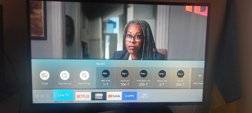 Televizor led Samsung, 4K, 101 cm, impecabil