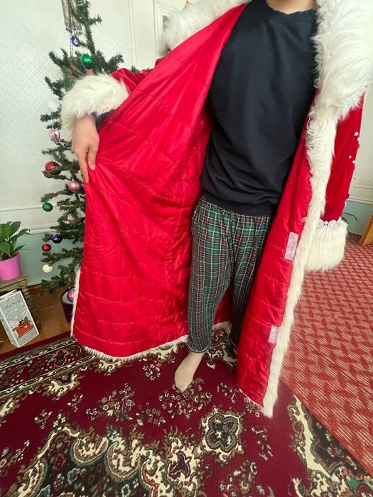 Sotiladi yoki ijaraga beriladi: Qorbobo va Qorqiz kostyumlari