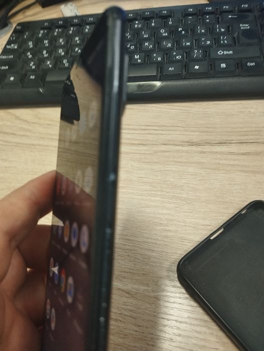 Продается телефон REDMI NOT 5