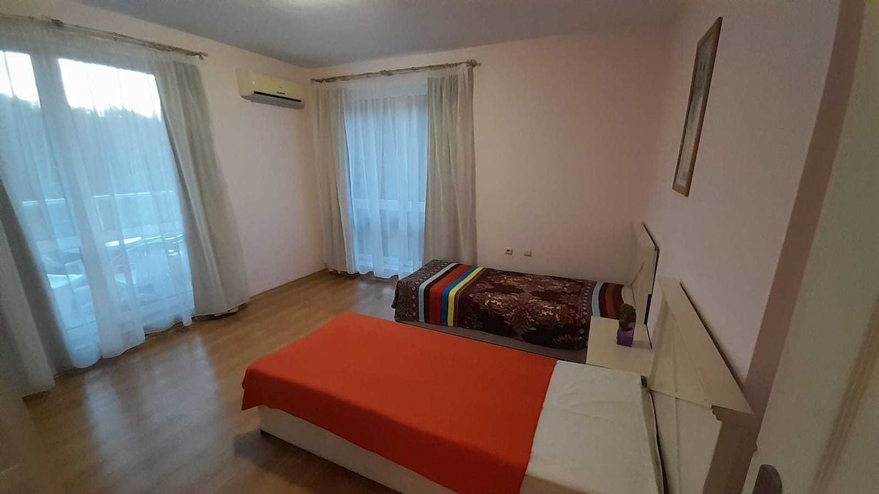 Продава се Тристаен апартамент в к.к. Слънчев бряг - 113 кв.м за 823 €/кв.м - Снимка #9