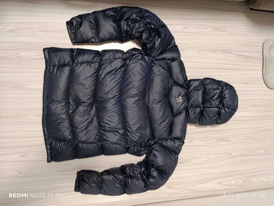 ''MOUNTAIN HARDWEAR''оригинално мъжко пухено яке S размер