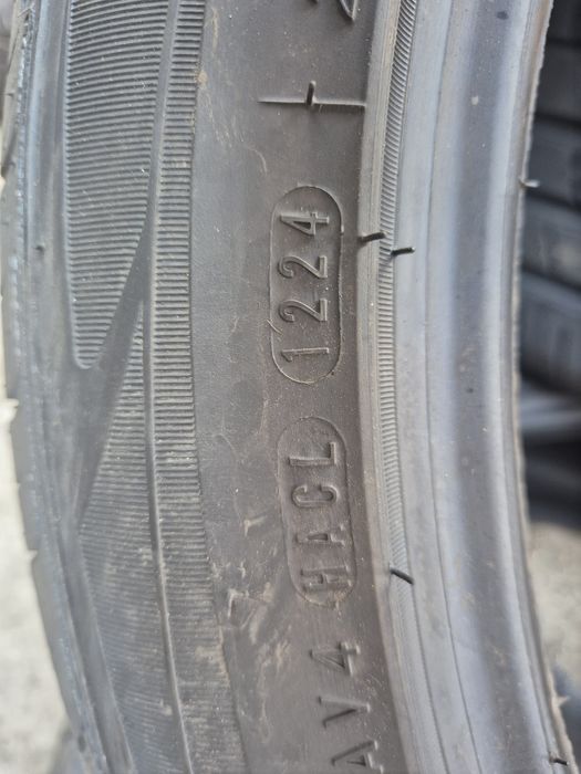 Anvelope Noi 255 45 20 Nexen