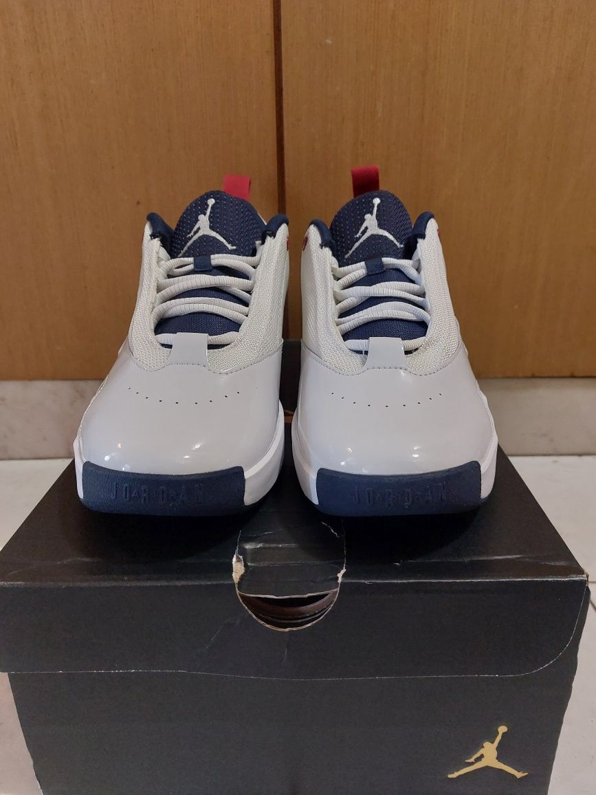 Маратонки Jordan Max Aura 6