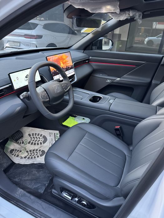 Dongfeng 008 hybrid