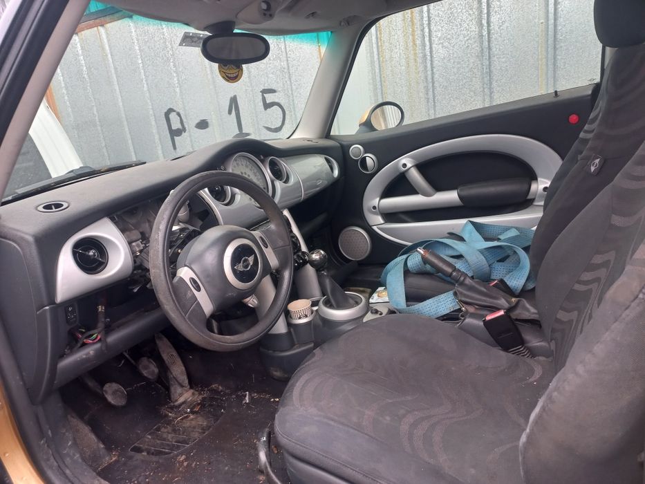 Мини купър 1.6 бензин на части