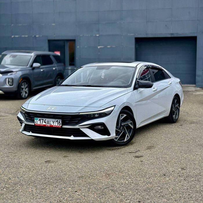 Hyundai Elantra Аренда авто. Прокат авто без водителя.