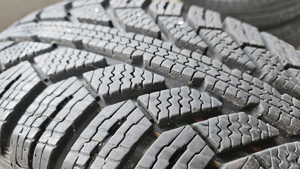 2бр като нови гуми 175 65 14