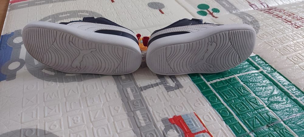 Puma детски маратонки, 23 номер