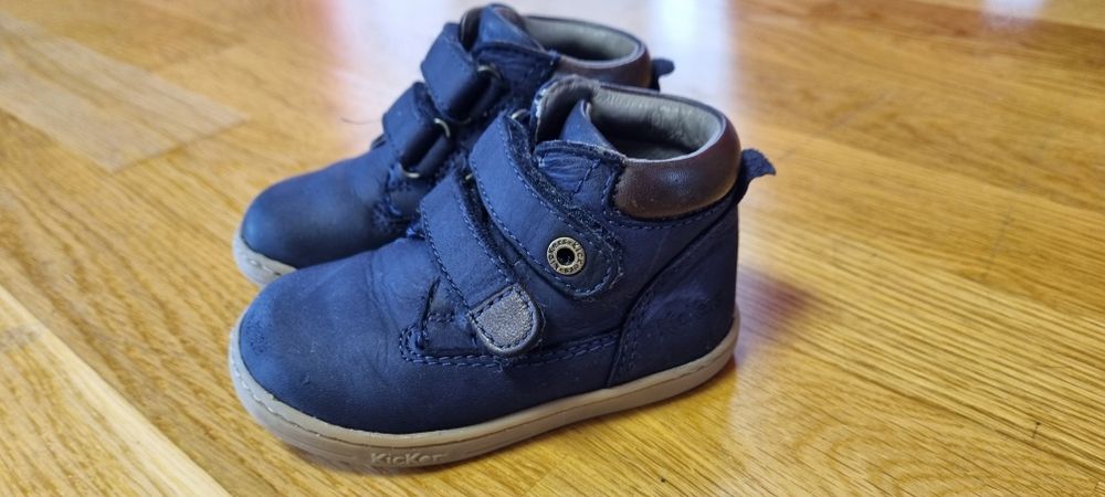 Pantofi copii din piele Kickers 20