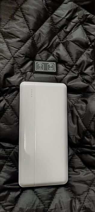 Vesta incalzita +power bank 10000- 15000mAH (S,M,L)