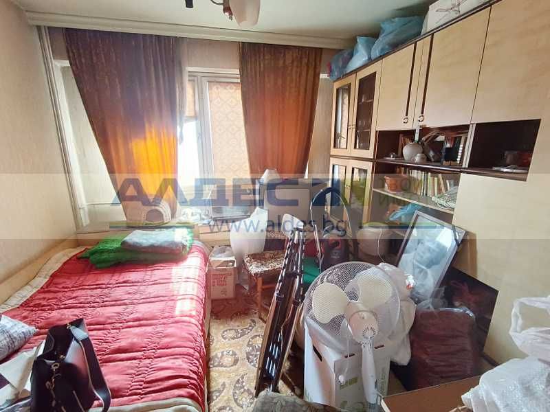 Продава се Тристаен апартамент в Плевен, Сторгозия - 75 кв.м за 1000 €/кв.м - Снимка #5