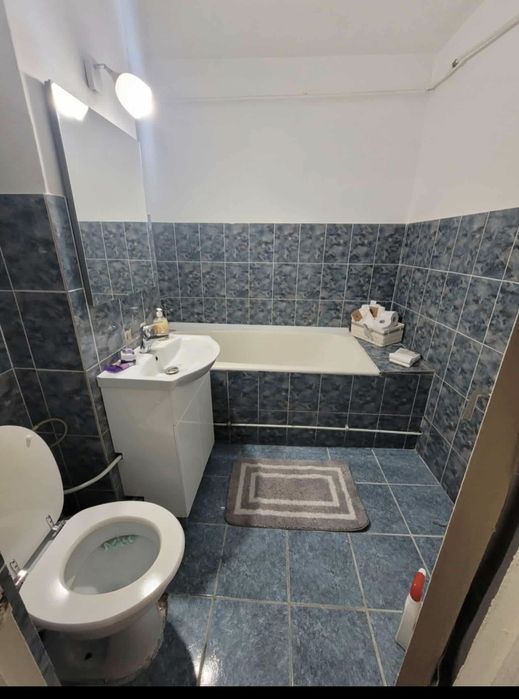 Ap cu 2 cam D mobilat și utilat Nou , zonă Centrală
