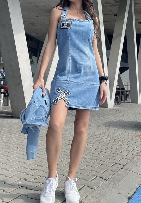 Rhythm Of The Night Bodycon Рокля От Деним - Син