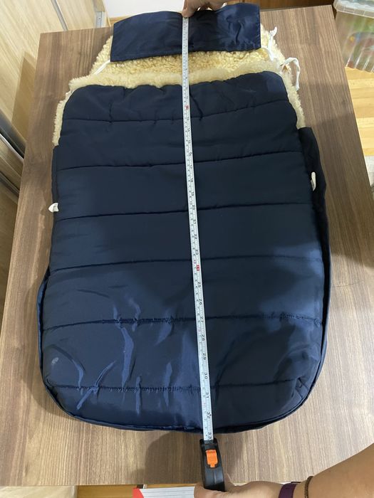 Sac de dormit din lana pentru carut