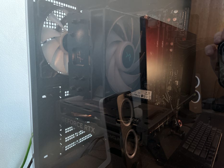 Vand/Schimb pc gaming stare impecabila