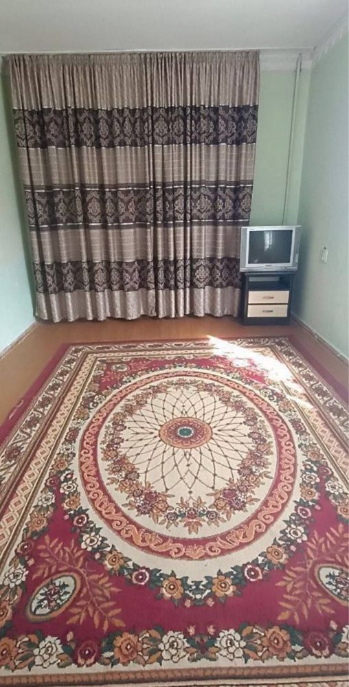 1 комнатная квартира 42кв.м Продается Чиланзар 15 квартал Балкон2/6