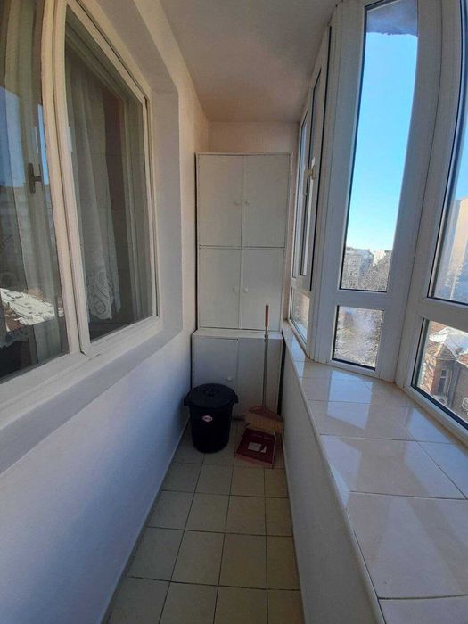 Дава се под наем Тристаен апартамент в Бургас, Център - 85 кв.м за 408 € - Снимка #6