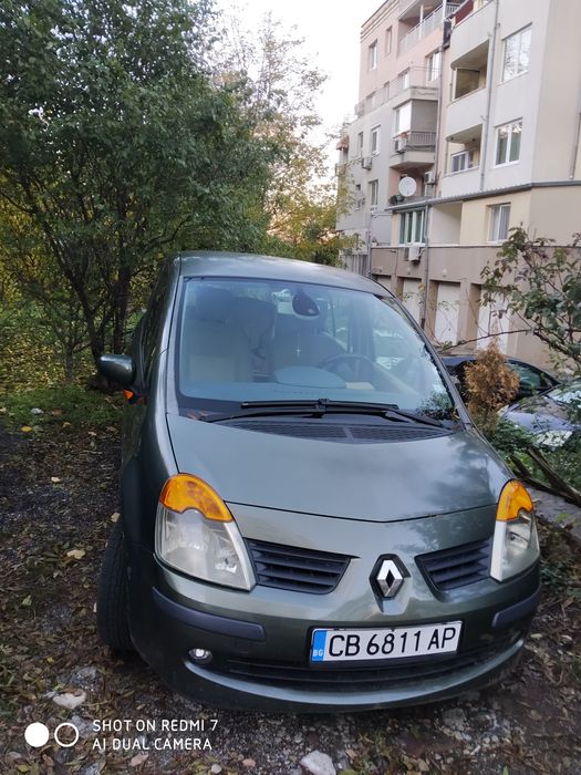 автомобил Рено Модус
