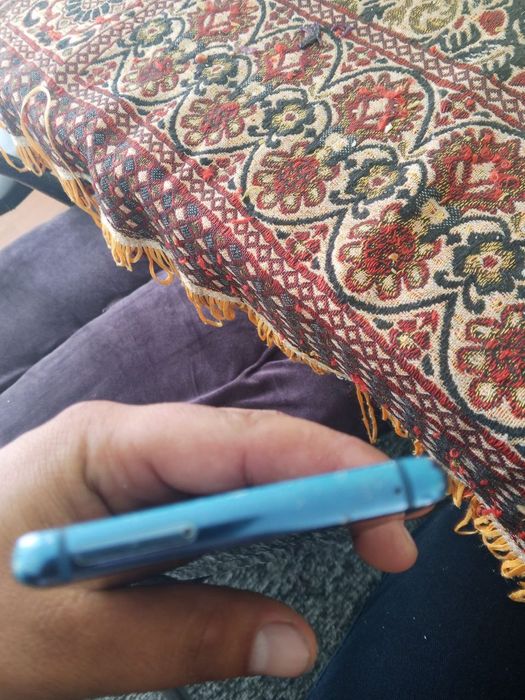 Samsung Nod 8 srochni sotiladi