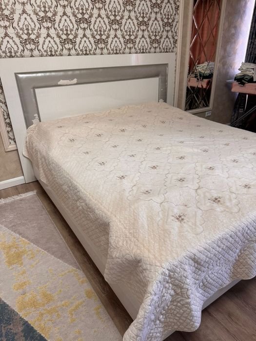 Продам шикарную кровать