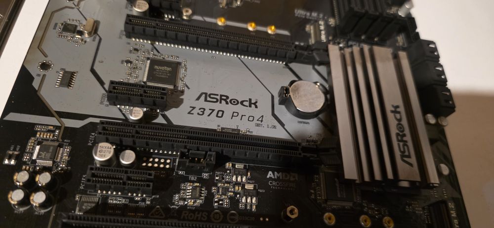 Placa baza gaming AsRock Z370 Pro 4 socket 1151