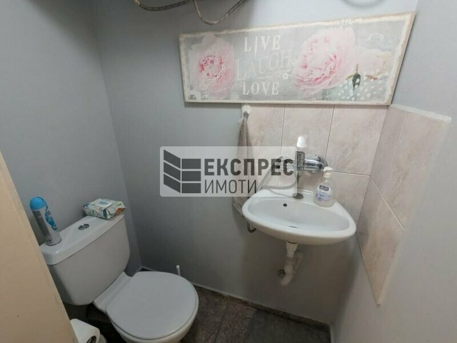 Дава се под наем Тристаен апартамент в Варна, Окръжна болница - 85 кв.м за 700 € - Снимка #12